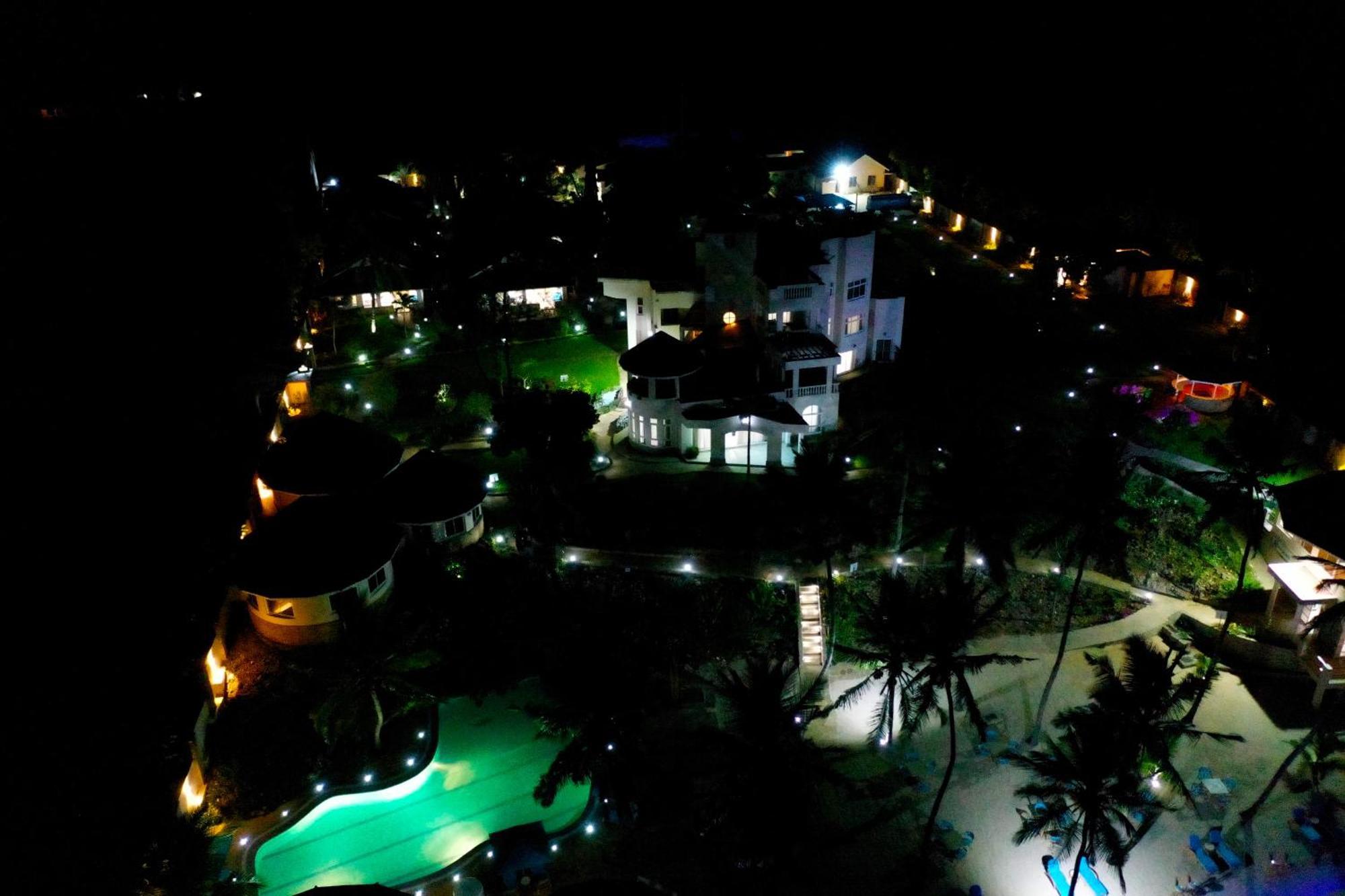 Vipingo Beach Resort Tezo Eksteriør billede